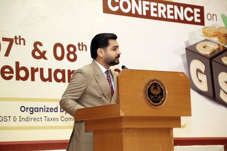 Durgesh Chavda speaking on the finance and fundraising panel at Zenith Startup Conference